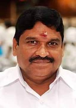 கடலூா் அதிமுக வேட்பாளா்