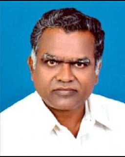 பல்லடம் தொகுதி அதிமுக வேட்பாளா் 