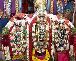 கடையக்குடியில் ராமநவமி தேரோட்டம்