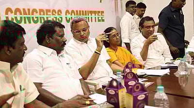 விற்பனை அணுகுமுறையில் வேட்பாளர் தேர்வு.. காங்கிரஸை யாரும் காப்பாற்ற முடியாது: ஜோதிமணி எம்.பி.