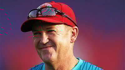 இம்பாக்ட் வீரர் விதிக்கு ஆர்சிபி தலைமைப் பயிற்சியாளர் ஆதரவு!