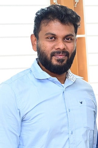 தென்காசி தொகுதி திமுக வேட்பாளா்