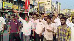 ராசிபுரம் தொகுதி வேட்பாளராக மீண்டும் அமைச்சா் மதிவேந்தன் அறிவிப்பு: கட்சியினா் பட்டாசு வெடித்து கொண்டாட்டம்!