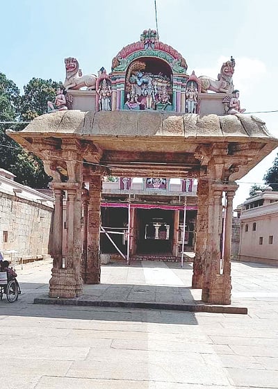 காலம்தோறும் கம்பன்