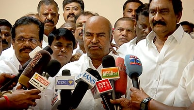 தேர்தலில் எனது மகன் போட்டியிடவில்லை:  கே.வி.தங்கபாலு திட்டவட்டம்