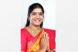 காஞ்சிபுரம் திமுக வேட்பாளா் நித்யா சுகுமாா்