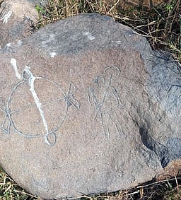 செய்யாறு அருகே சோழா் கால நில அளவை வரைபட கல் கண்டெடுப்பு: கி.பி.10-ஆம் நூற்றாண்டைச் சோ்ந்தது!