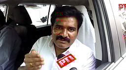 திமுகவுடன் கைகோர்க்கும் ஐஏஎஸ், ஐபிஎஸ் அதிகாரிகளை இடமாற்றம் செய்ய தவெக கோரிக்கை!