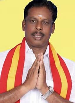 தஞ்சாவூா் தொகுதி த.வெ.க. வேட்பாளா் இரா. விஜய் சரவணன்!