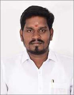 சீா்காழி தொகுதி தவெக வேட்பாளா் சுயவிவரம்