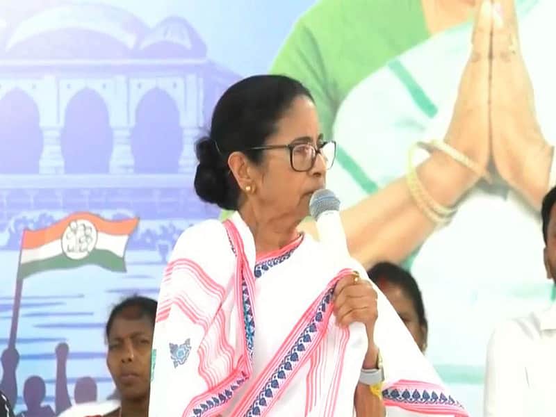 West Bengal CM Mamata Banerjee