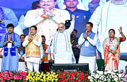 ஊடுருவல்காரா்களின் ஆதரவாளா் ராகுல் காந்தி: அஸ்ஸாமில் அமித் ஷா பிரசாரம்!