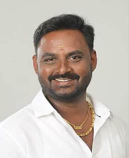 ஆற்காடு தொகுதி தவெக வேட்பாளா்!