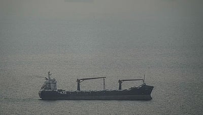 ஹோர்முஸ் நீரிணையைக் கடந்து இந்தியா வரும் மேலும் 2 கப்பல்கள்!