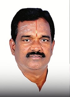 திருப்பத்தூா் தொகுதி தவெக வேட்பாளா்!