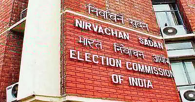 குடியிருப்பு வளாகங்களுக்குள் வாக்குச்சாவடி! எங்கே?