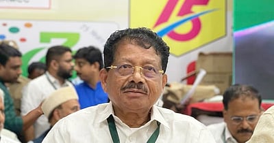 கேரளம்: அதிக வாக்குகள் பெற்றுத் தரும் நிா்வாகிகளுக்கு வெளிநாட்டு சுற்றுலா! ஐயூஎம்எல் துணைத் தலைவா் மீது வழக்கு!!