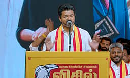 இந்த தேர்தல் இருமுனைப் போட்டி மட்டும்தான்: விஜய் 