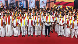 பனையூரில் தவெக வேட்பாளர்களுடன் விஜய் சந்திப்பு!