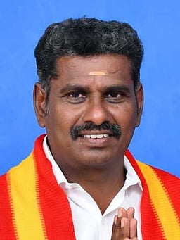 பெரம்பலூா் தொகுதி தவெக வேட்பாளா்!