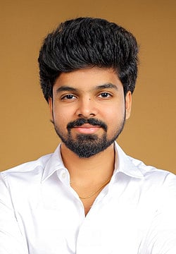 ஆலங்குளம் தவெக வேட்பாளா்