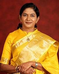 தவெக வேட்பாளர்! திருப்பூா் வடக்கு: சத்யபாமா