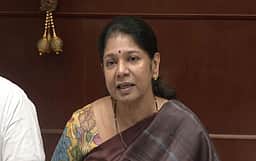 'பெண்களுக்குதான் அந்த வலி தெரியும்' ரூ. 8,000 கூப்பன் பற்றி கனிமொழி விளக்கம்!