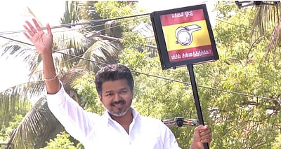 விஜய்யின் புதுவை பிரசார தேதி மாற்றம்!