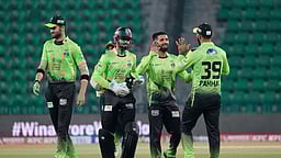 பிஎஸ்எல் தொடரில் பந்தைச் சேதப்படுத்திய ஃபஹர் ஸமான்..! 5 ரன்கள் பெனால்டி!