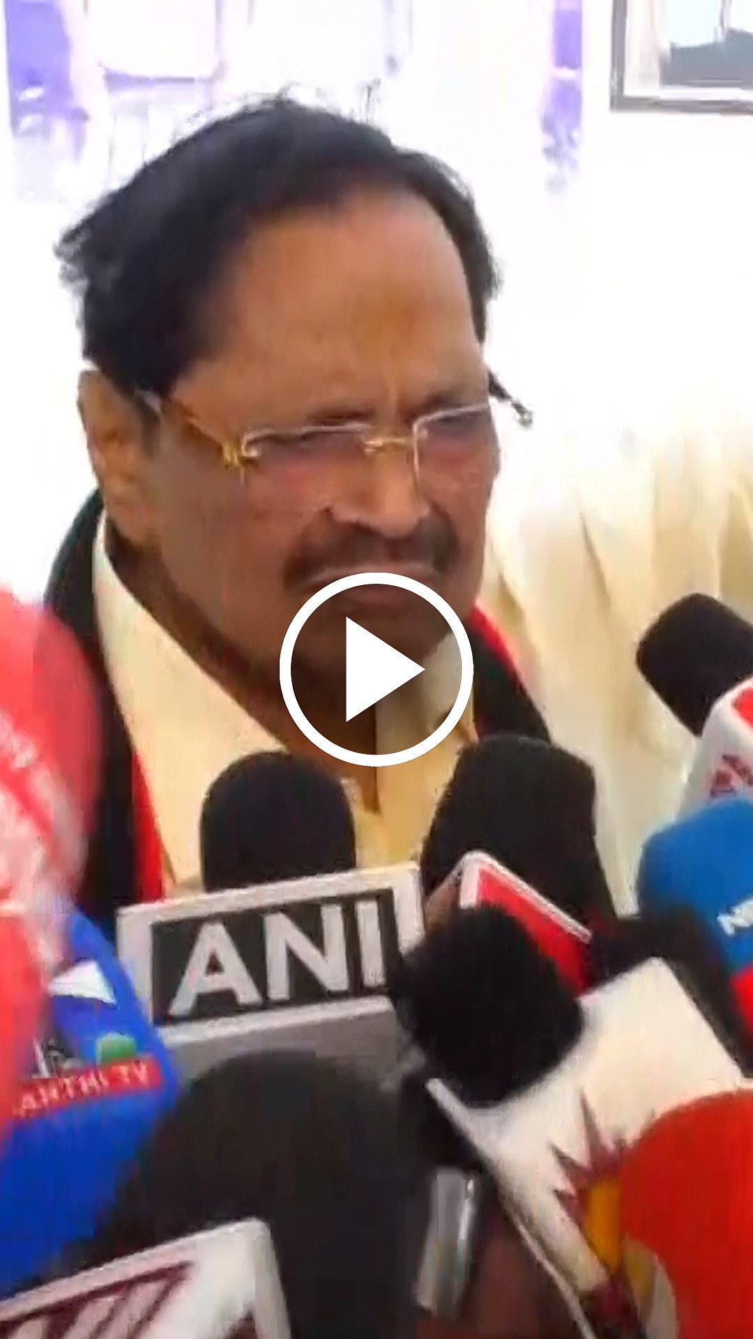 விஜய்யை ஒரு தலைவராக நான் கருதவில்லை! - துரைமுருகன்