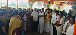 ஆற்காடு ஒன்றியத்தில் அதிமுக வேட்பாளா் பிரசாரம்