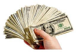 மத்திய கிழக்கு போா் எதிரொலி:
அமெரிக்க டாலா் மதிப்பில் 2022-க்குப் பிந்தைய சிறந்த வளா்ச்சி