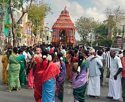 சிதம்பரத்தில் சுப்ரமணியர் தேரோட்டம்!