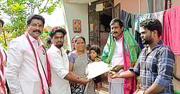 காங்கிரஸ் - திமுக சந்தா்ப்பவாத கூட்டணி: அதிமுக வேட்பாளா் அன்பழகன்