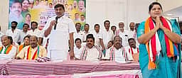 அறிமுகக் கூட்டத்தில் கதறி அழுத அதிமுக வேட்பாளா்