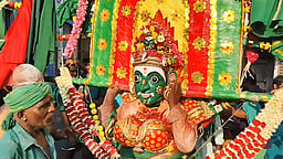 தஞ்சாவூரில் 600 ஆண்டுகள் பழமையான பச்சைக்காளி -  பவளக்காளி திருவிழா!