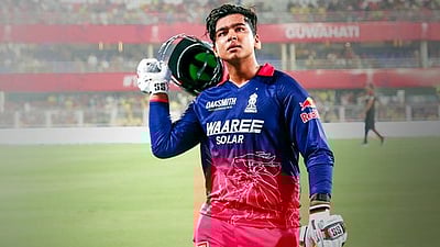 உலகத் தரத்திலான பந்துவீச்சாளர்களை திணறடித்த வைபவ் சூர்யவன்ஷி: சஞ்சய் பங்கார்