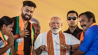 தமிழகத்தில் கூட்டாளிகள்; கேரளத்தில் ‘எதிரிகள்’! இடதுசாரி, காங்கிரஸ் மீது பிரதமர் மோடி கடும் தாக்கு!