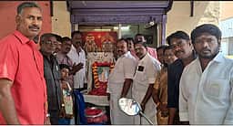 அருணாசலேஸ்வரா் கோயிலில் உள்ளூா் பக்தா்களுக்கு முன்னுரிமை அளிக்கக் கோரிக்கை