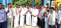 ஸ்ரீபெரும்புதூா் ஒன்றியத்தில் 
அதிமுக வேட்பாளா் பிரசாரம்
