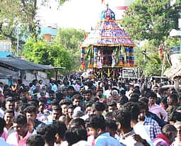 கட்டிக்குளம் ராமலிங்கசுவாமி கோயில் தேரோட்டம்