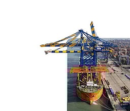 அதானி போா்ட்ஸ்: 50 கோடி டன்
சரக்குகளைக் கையாண்டு சாதனை