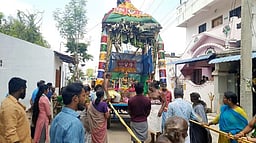 கண்டியூரில் பெருமாள் கோயில் தேரோட்டம்