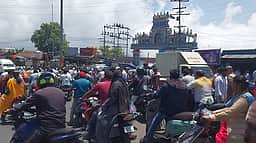 கொடைக்கானலில் போக்குவரத்து நெரிசல்