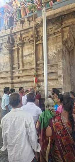 பிறவி மருந்தீசா் கோயிலில் பந்தக்கால் முகூா்த்தம்