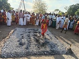 செந்தில்குமரன் கோயிலில் பங்குனி உத்திர பூக்குழி திருவிழா