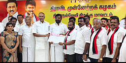 திசையன்விளையில் பல்வேறு கட்சியினா் திமுகவில் இணைப்பு