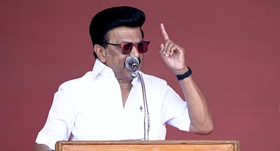 டூர் மோடில் பிரதமர் மோடி! தமிழ்நாட்டை 'தட்சிண பிரதேஷ்' என மாற்றிவிடுவார்கள்! முதல்வர் விமர்சனம்