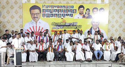 திமுகவின் சாதனைகளைக் கூறி வாக்குச் சேகரியுங்கள்: மு.அப்பாவு அறிவுறுத்தல்