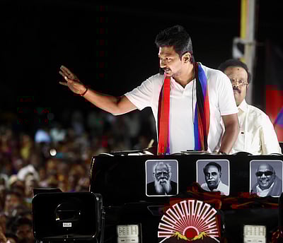 தமிழ்நாட்டுக்கும் தில்லிக்கும் இடையிலான தேர்தல்: உதயநிதி